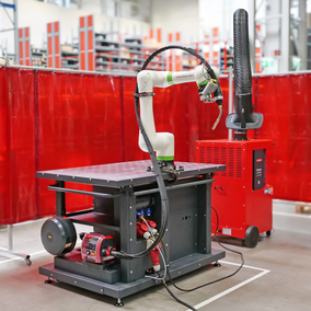 pw_application_productpicture_cwc-mobile_cobot_welding_cell_4592x3888_.jpg